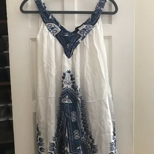 In-Gear one-size beach cover up